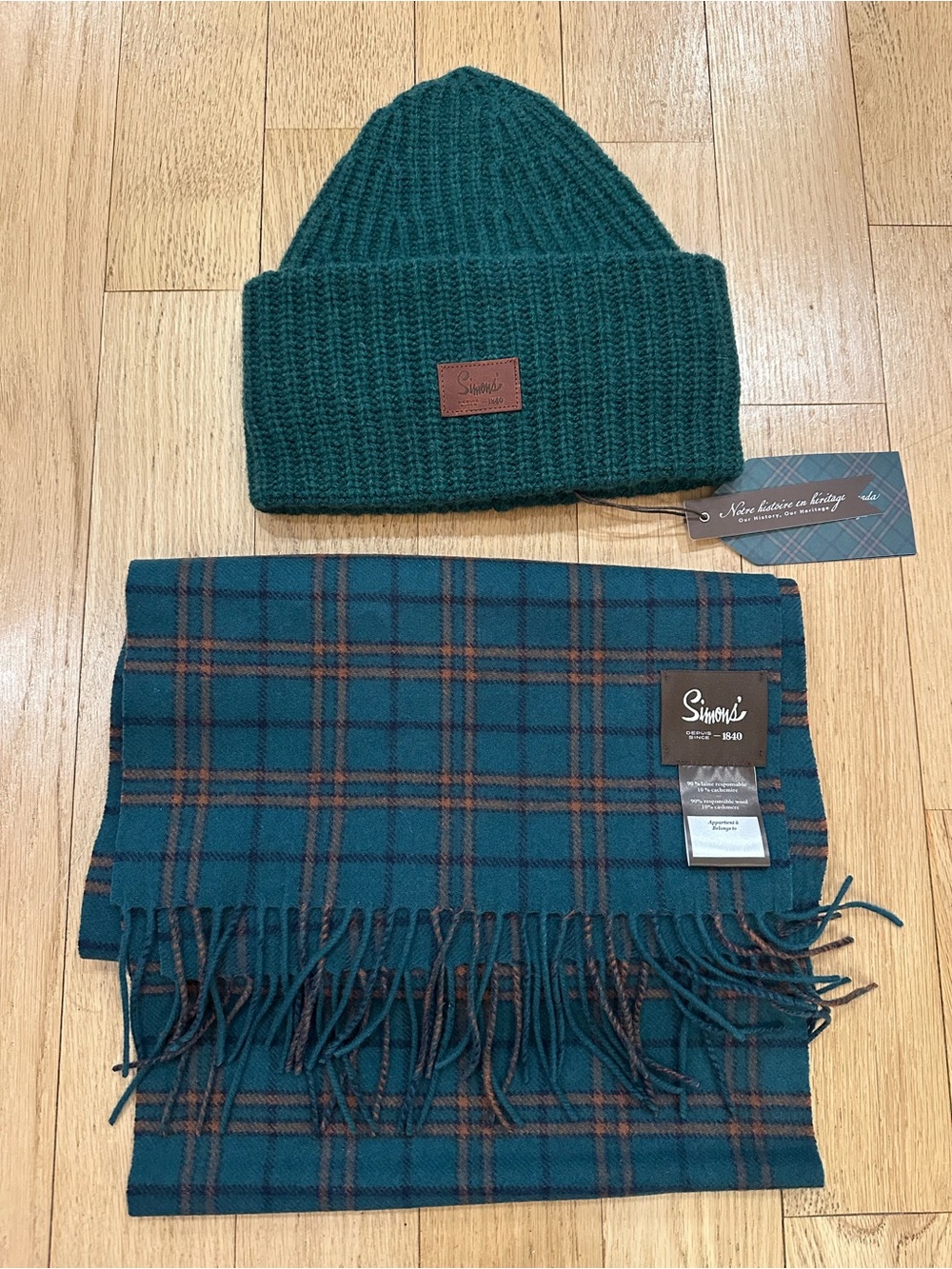 Simons Beanie and Plaid Scarf Set